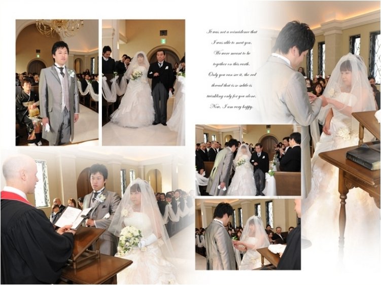 ページをめくると挙式前のツーショット写真から。4頁目:結婚式アルバム
