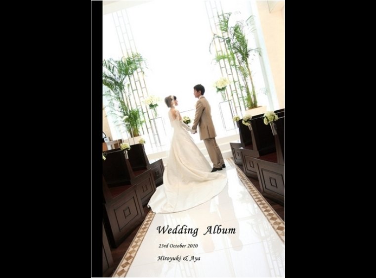 お二人が選ばれた式場はラグナスイート新横浜。1頁目:結婚式アルバム