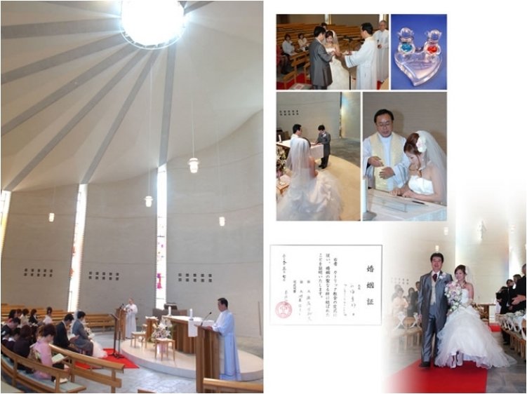 披露宴では色とりどりの民族衣装の女性たちが会場の雰囲気を盛り上げ、楽しい感じが伝わってきます。5頁目:結婚式アルバム