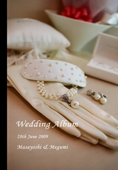 30：アニヴェルセル表参道−結婚式アルバム作成-アルバムカフェです。
