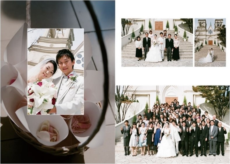 お色直しでは紺のドレスでシックな大人の雰囲気に。8頁目:結婚式アルバム